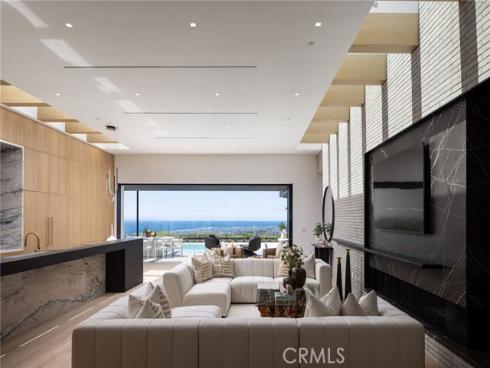 53  Cambria   Drive, Corona del Mar, CA