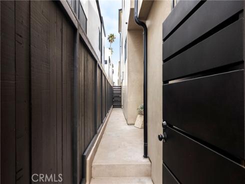 428 Fernleaf 1-2 Avenue, Corona del Mar, CA