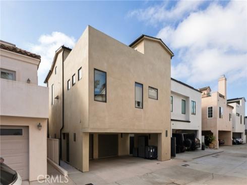 428 Fernleaf 1-2 Avenue, Corona del Mar, CA