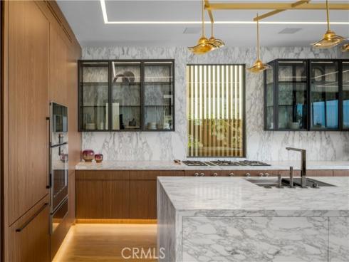 2516  Ocean   Boulevard, Corona del Mar, CA