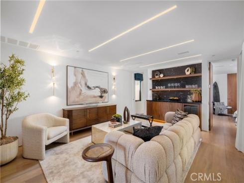 2516  Ocean   Boulevard, Corona del Mar, CA