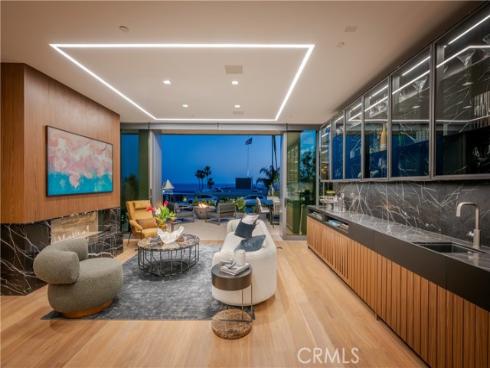 2516  Ocean   Boulevard, Corona del Mar, CA