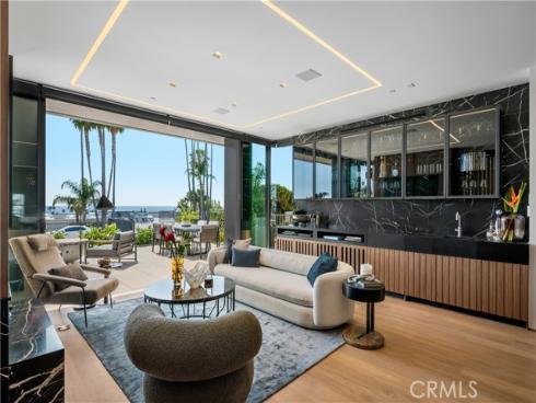 2516  Ocean   Boulevard, Corona del Mar, CA