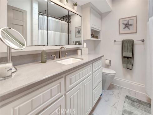 781 Avocado , Corona del Mar, CA