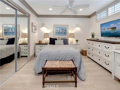781 Avocado , Corona del Mar, CA