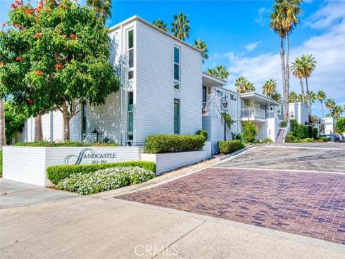 781  Avocado  , Corona del Mar, CA