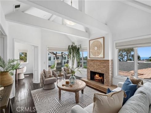 423  Poppy  , Corona del Mar, CA
