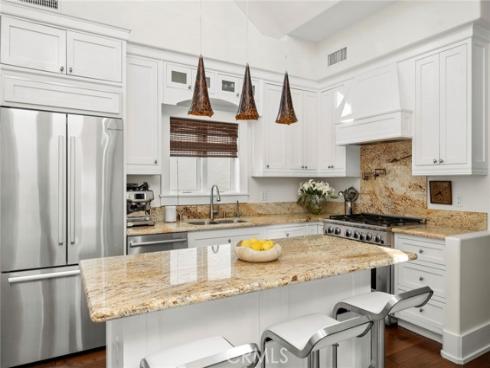 516 Poinsettia B Avenue, Corona del Mar, CA