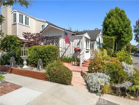 500 Acacia , Corona del Mar, CA