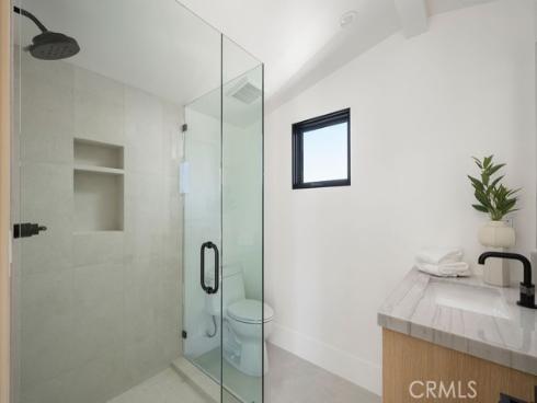 518 Poinsettia B Avenue, Corona del Mar, CA
