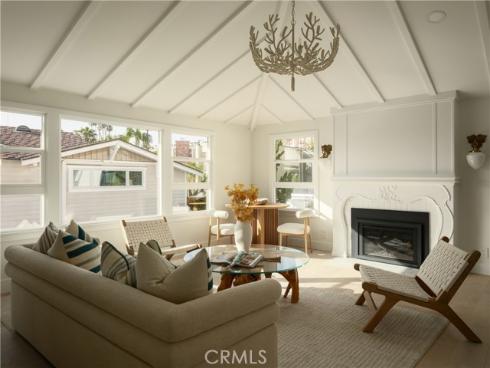 2715 Cove