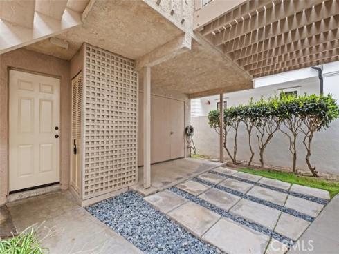 707 Marigold Avenue, Corona del Mar, CA