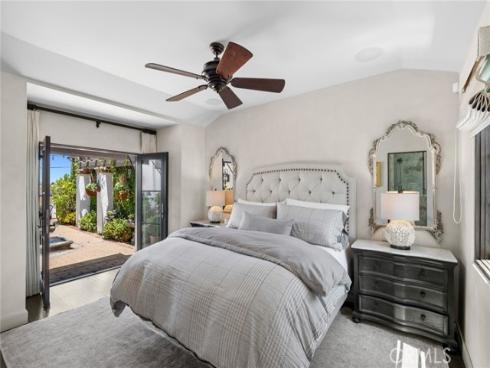 541 Hazel , Corona del Mar, CA