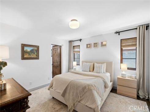 541 Hazel , Corona del Mar, CA