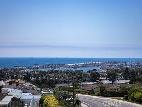 1039  Tiller way  , Corona del Mar, CA