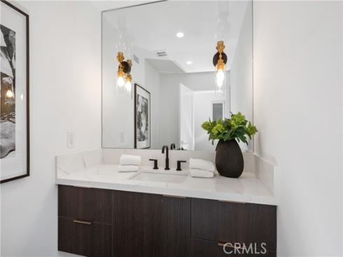 520 Iris , Corona del Mar, CA