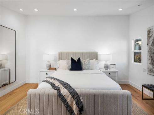 520 Iris , Corona del Mar, CA