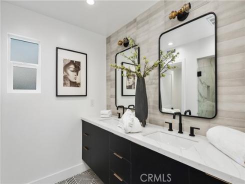 520 Iris , Corona del Mar, CA