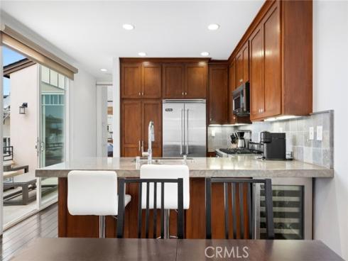 417  Poinsettia   Avenue, Corona del Mar, CA