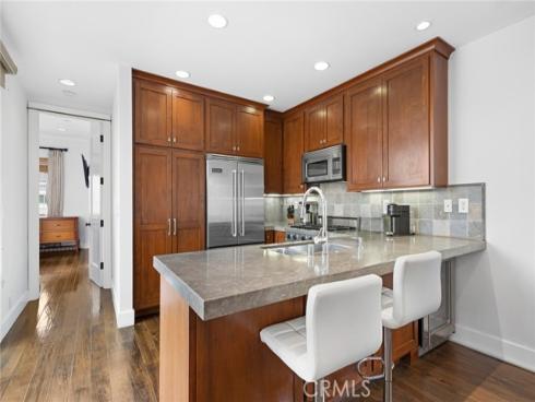 417  Poinsettia   Avenue, Corona del Mar, CA