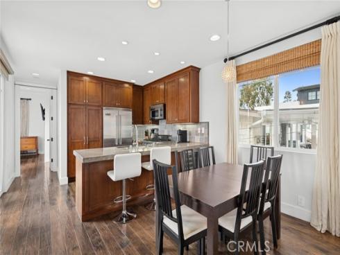 417  Poinsettia   Avenue, Corona del Mar, CA