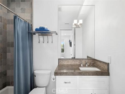 417  Poinsettia   Avenue, Corona del Mar, CA