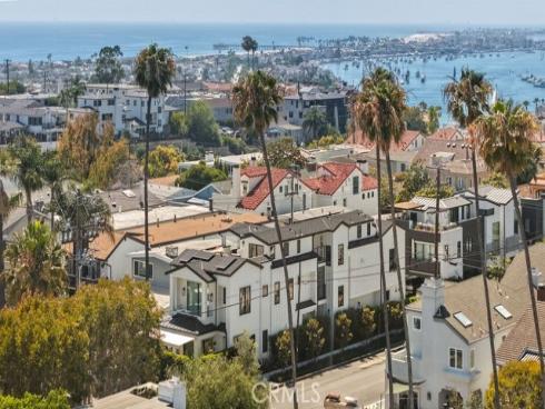 419 Goldenrod Avenue, Corona del Mar, CA