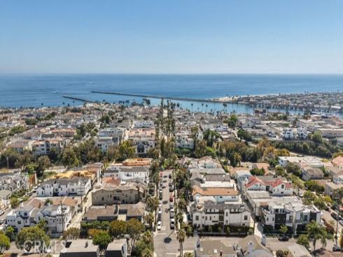 419  Goldenrod   Avenue, Corona del Mar, CA