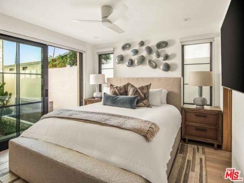 307  Goldenrod   Avenue, Corona del Mar, CA