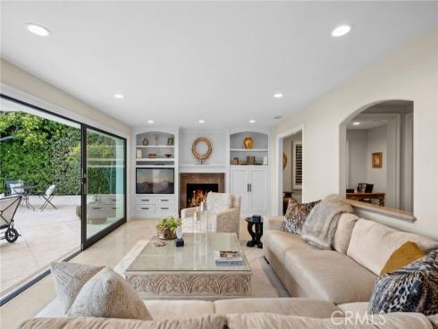 1509 Sandcastle Drive, Corona del Mar, CA