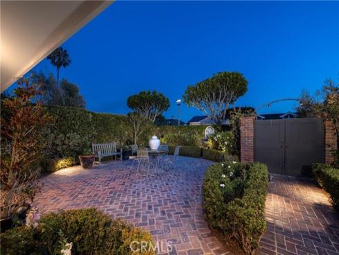 877  Sandcastle   Drive, Corona del Mar, CA