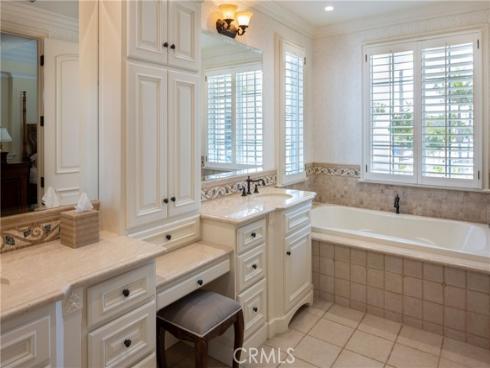 223  Marigold   Avenue, Corona del Mar, CA