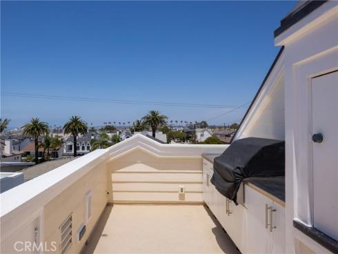 223  Marigold   Avenue, Corona del Mar, CA