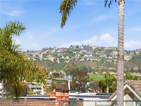 223  Marigold   Avenue, Corona del Mar, CA
