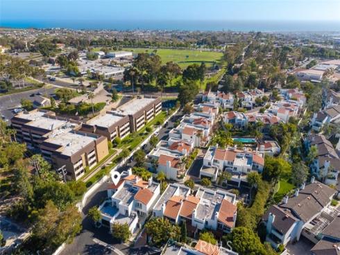 23  Canyon Crest  , Corona del Mar, CA