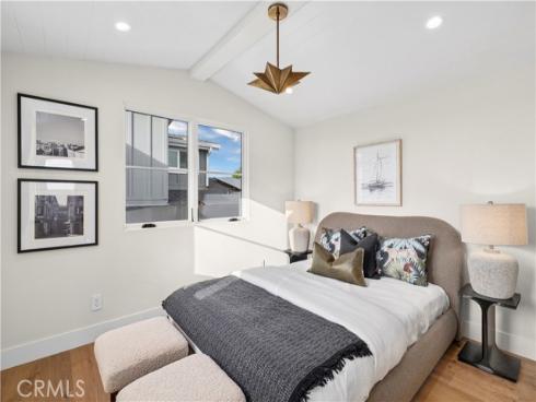 715 Poinsettia , Corona del Mar, CA