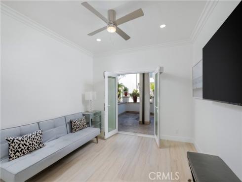 401 Seaward 2 Road, Corona del Mar, CA