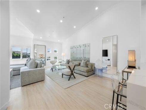 401 Seaward 2 Road, Corona del Mar, CA