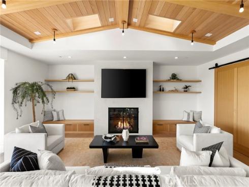 4607  Dorchester   Road, Corona del Mar, CA