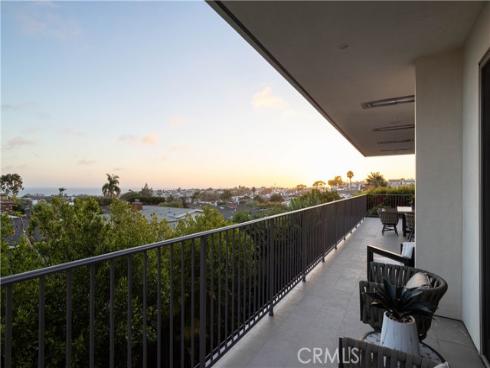 448 Serra Drive, Corona del Mar, CA