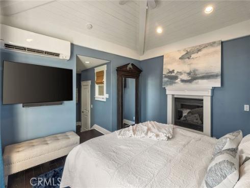 713  Larkspur   Avenue, Corona del Mar, CA