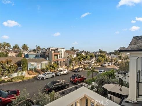 713  Larkspur   Avenue, Corona del Mar, CA