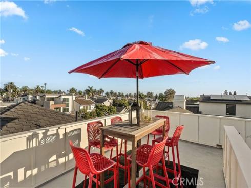 713  Larkspur   Avenue, Corona del Mar, CA