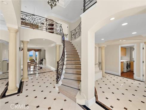 55 Montecito , Corona del Mar, CA