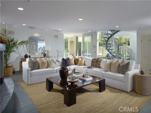 2027 Bayside Drive, Corona del Mar, CA
