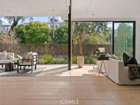 400 Heliotrope , Corona del Mar, CA