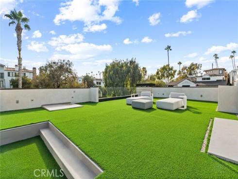 400 Heliotrope , Corona del Mar, CA