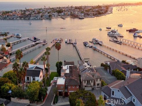 2323 Bayside Drive