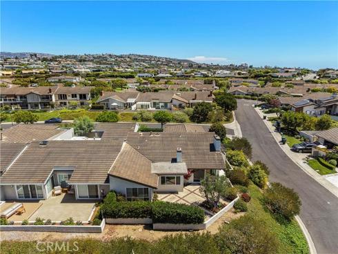 1 Breakwater Drive , Corona del Mar, CA