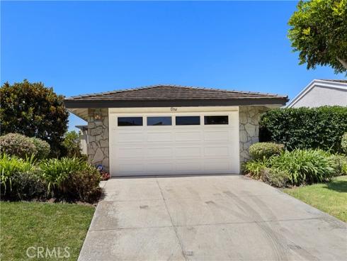 1 Breakwater Drive , Corona del Mar, CA